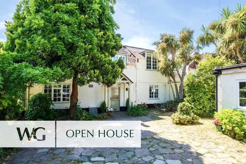 4 Bedroom Detached House for Sale Near Exeter City Centre