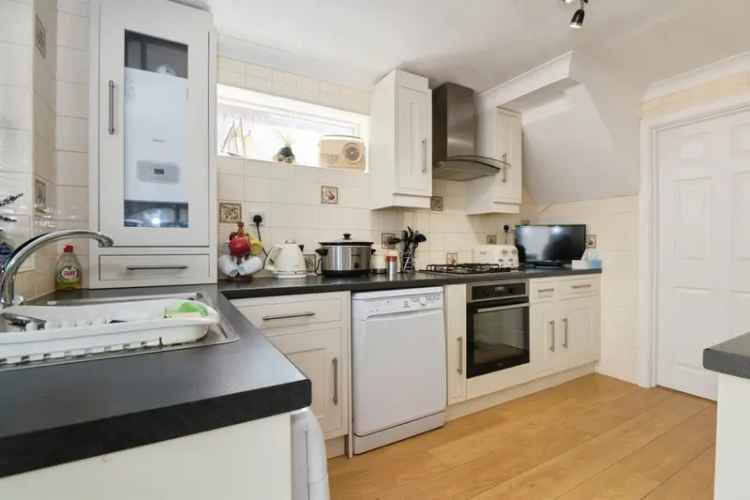 3 Bed Semi Detached House Near Netley Common