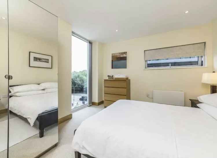 Luxury 2 Bed Chelsea Bridge Wharf Apartment