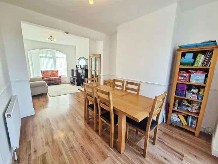 3 Bedroom Semi Detached House for Sale South Reddish SK5