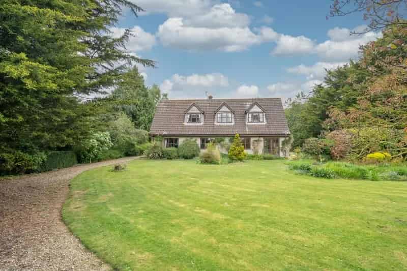 4 Bedroom Chalet on 32 Acres Near North Walsham