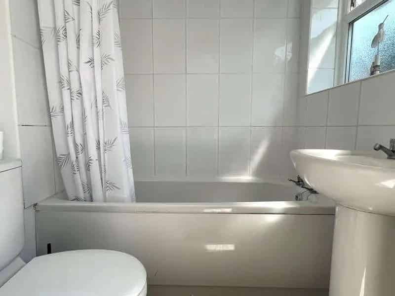 1 Bed Flat for Sale in Swanage with Sea Views