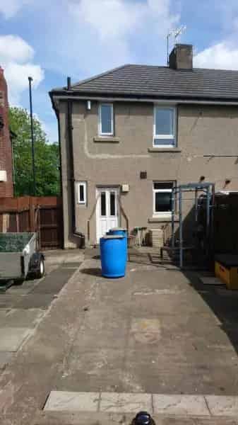 End House Near Park with Large Garden and Shed