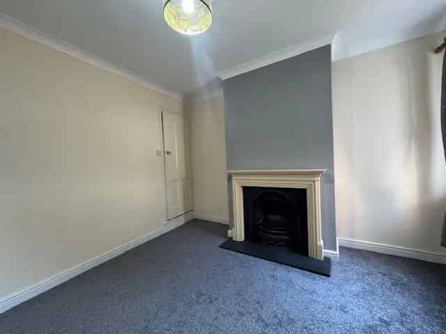 Two Bedroom Mid-Terraced House Coalville Zero Deposit Pets Considered