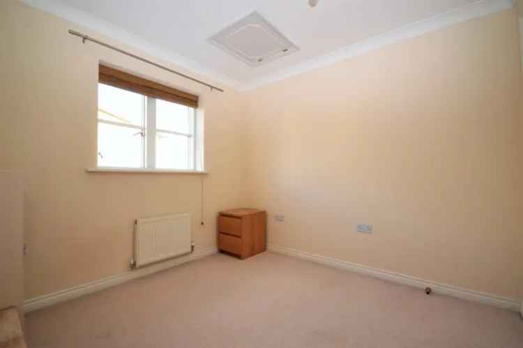 3 Bedroom House For Sale Near GCHQ