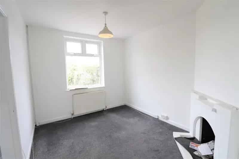 2 Bedroom Detached House to Rent