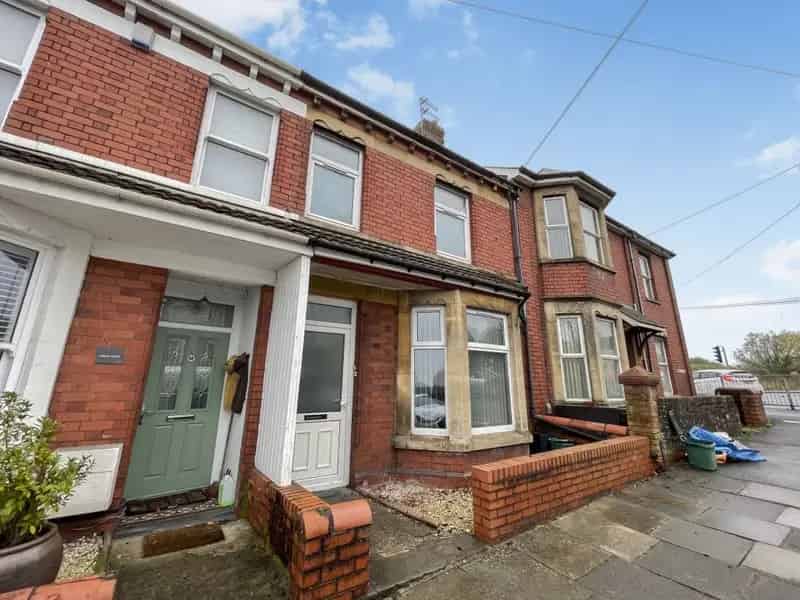 1 Bedroom Ground Floor Flat Penarth Zero Deposit Available