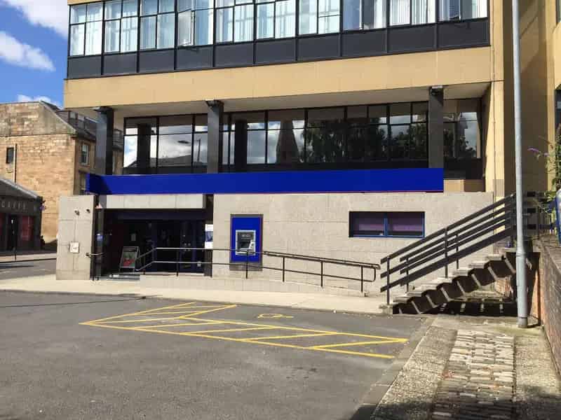 Prominent Class 1A Premises with Parking Glasgow