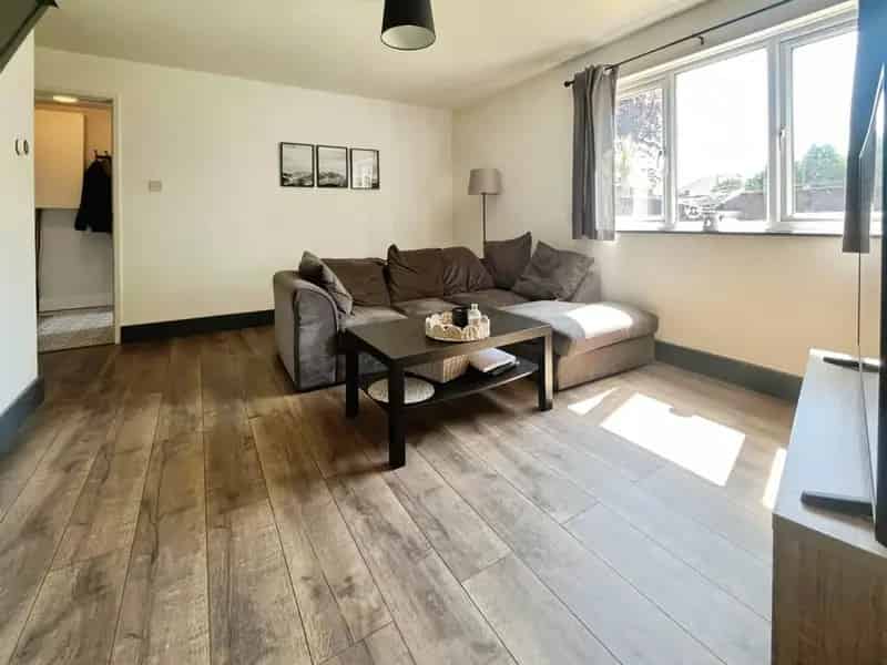 2 Bedroom Terraced House for Sale - Newly Renovated