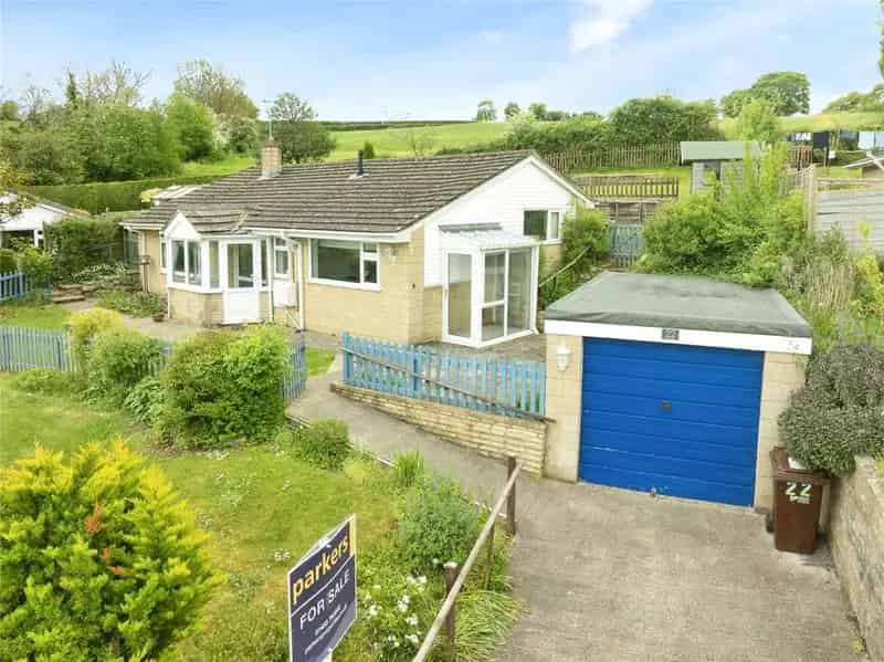3 bedroom bungalow for sale