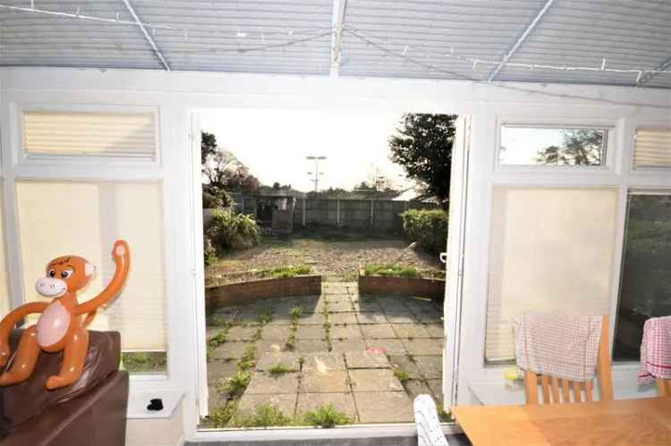 5 Bedroom Detached Student House with Parking