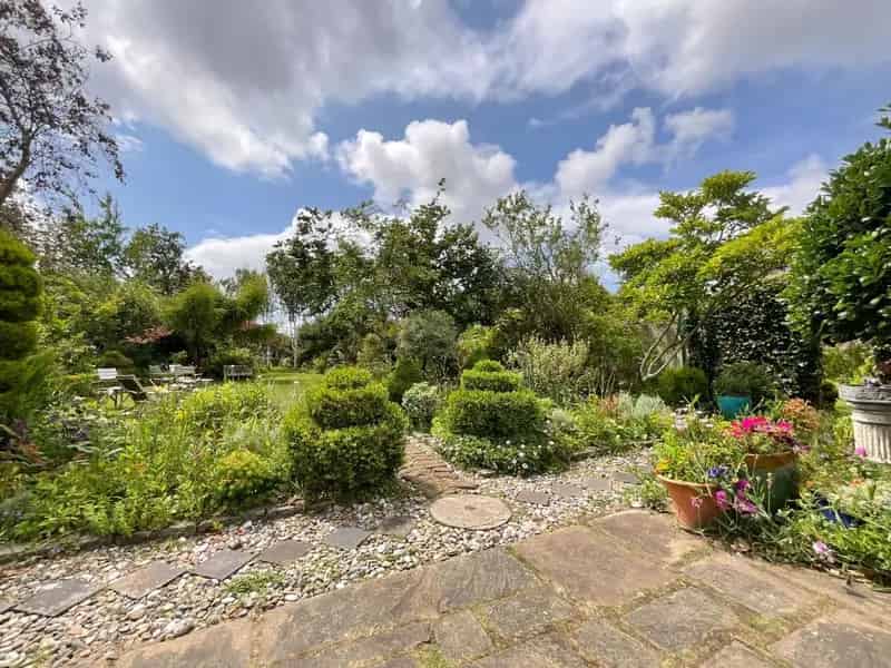 3 Bed House for Sale Birkdale Exceptional Gardens 3 En-Suite Bathrooms