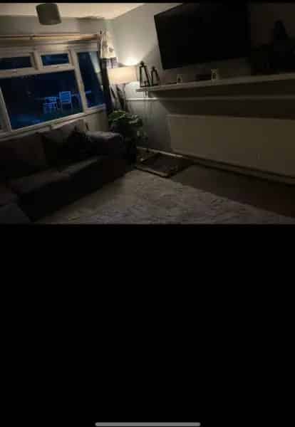 Family Home Near Schools and M42