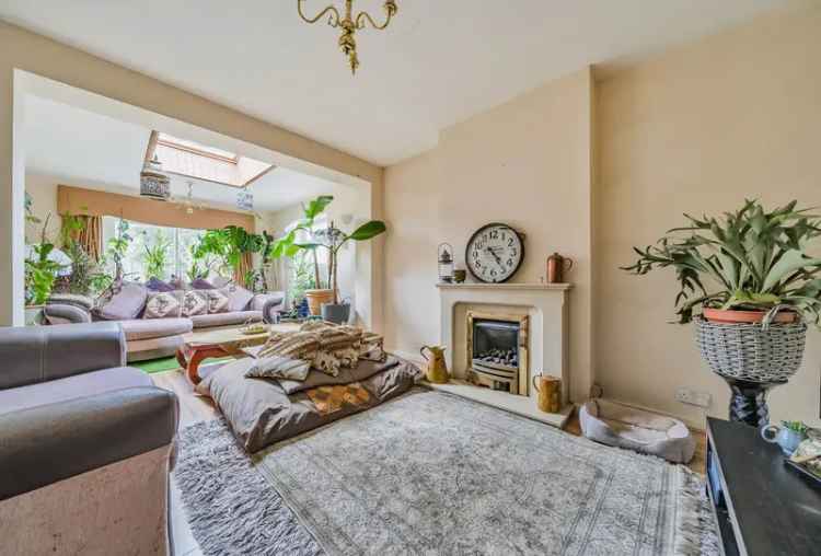 5 Bedroom Detached House For Sale Longwell Green