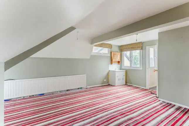 Six Bedroom Edwardian House Requiring Modernisation