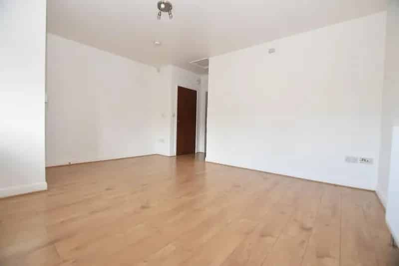 1 Bed Flat for Sale - Excellent Starter Home or Investment Opportunity