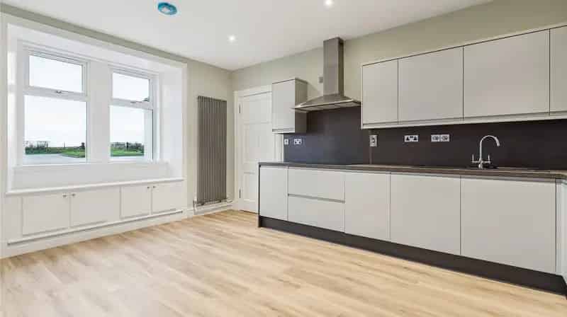 Auchmillanhill Farmhouse 4 Bed 2 Bath Renovated