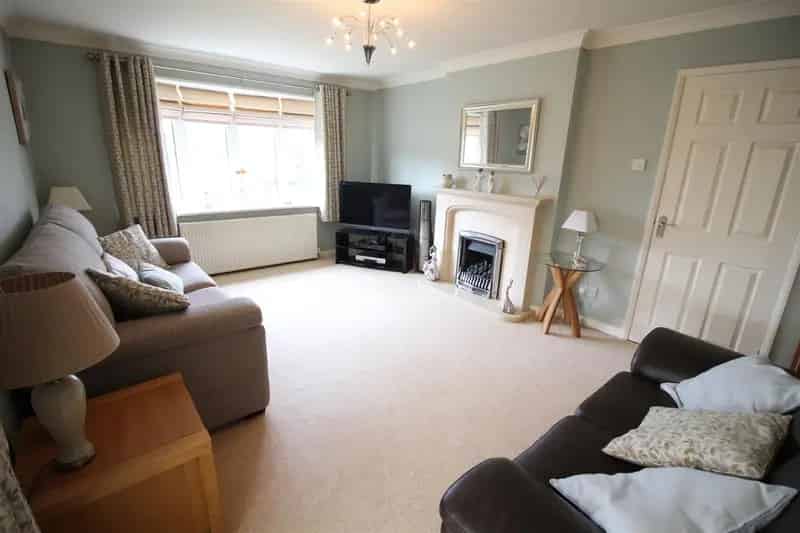 3 Bedroom Detached Bungalow House to Rent