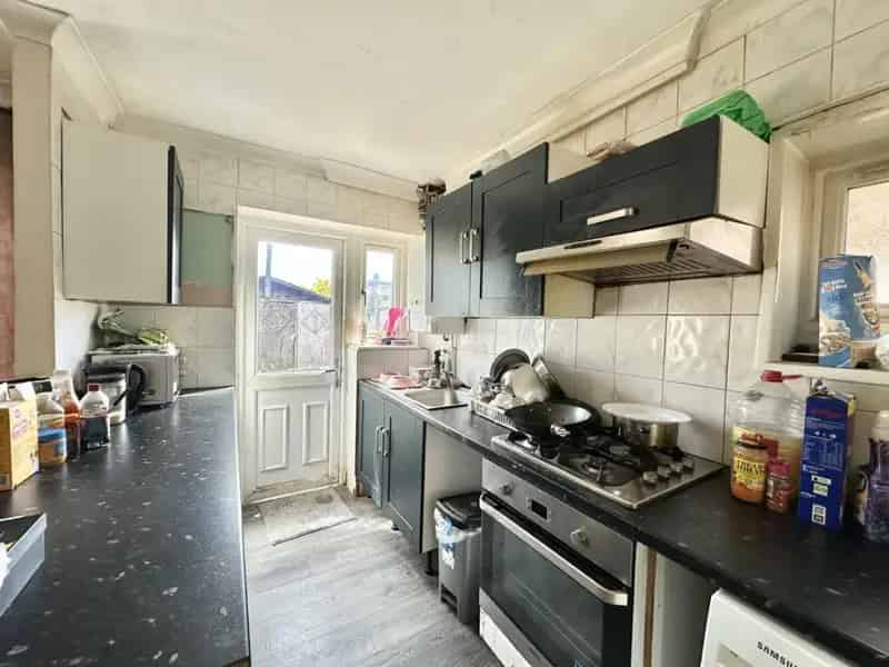 3 Bedroom House For Sale in North Hayes