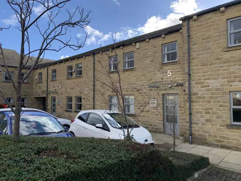Horsforth Office Space For Lease - Refurbished with Parking