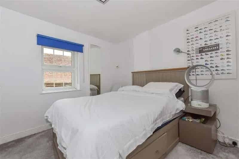 2 Bed House for Sale - Allocated Parking & Loft Conversion