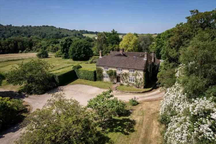 Historic Farmstead with Barn Conversion and Pool East Hampshire