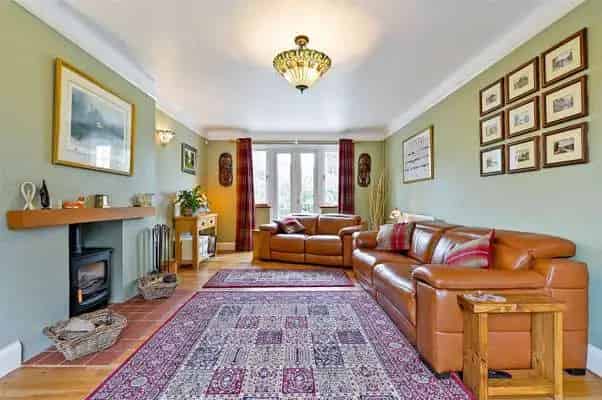 Spacious Family Home with Garden Studio and Workshop