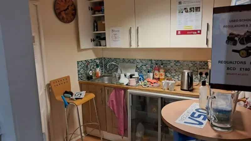 Commercial property For Sale , Crowthorne, England