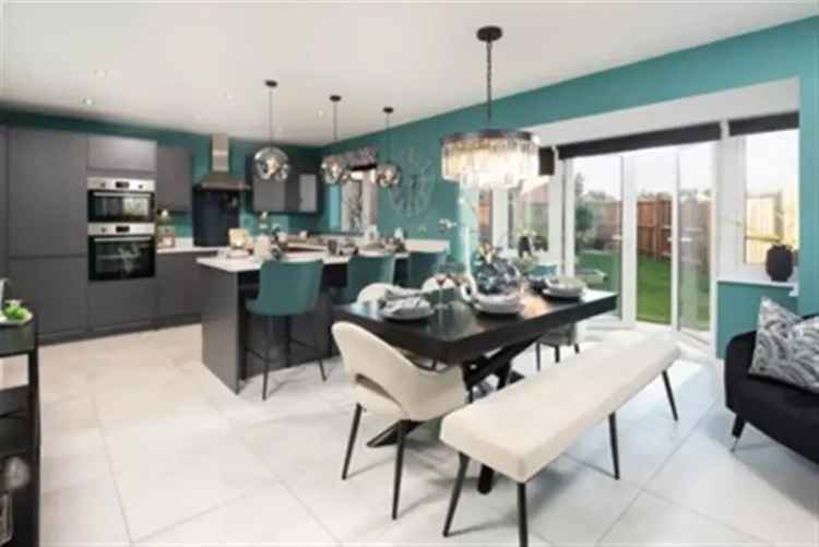 Family Homes in Worthing near Beach and Amenities