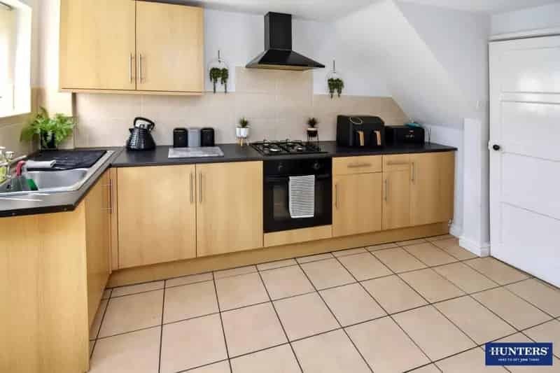 3 Bedroom House For Sale Near Shops and Schools