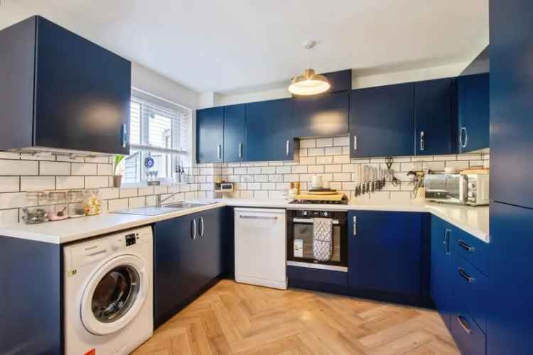 3 Bed Detached House with EV Charger and Private Garden