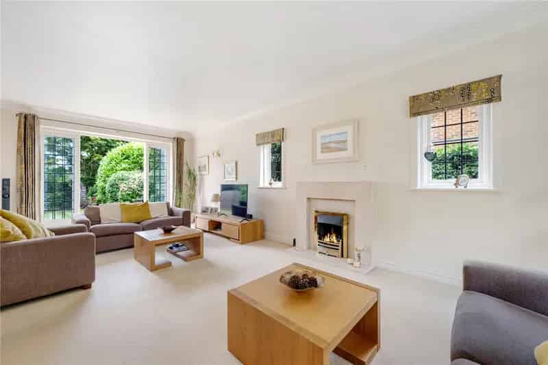 5 Bedroom Detached House for Sale Wakefield
