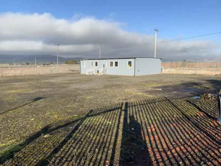 Modular Buildings and Secure Yard for Vehicle Storage