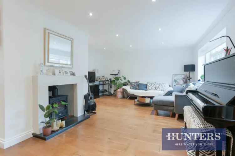 4 Bedroom House For Sale Sutton