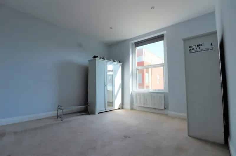 2 bedroom Flat
 To Rent