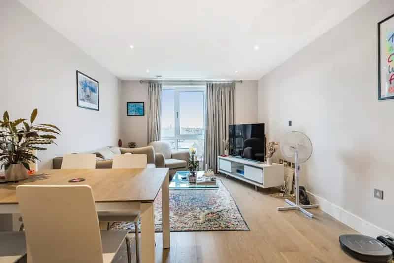 Flat For Rent , London, England
