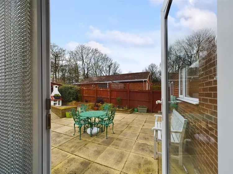 2 bedroom detached bungalow for sale