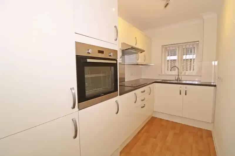 2 Bedroom Retirement Flat Kelsey Park Beckenham