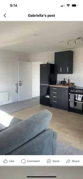 Spacious 2-Bed Flat Newhaven Near Train Station Pet-Friendly Parking Balcony