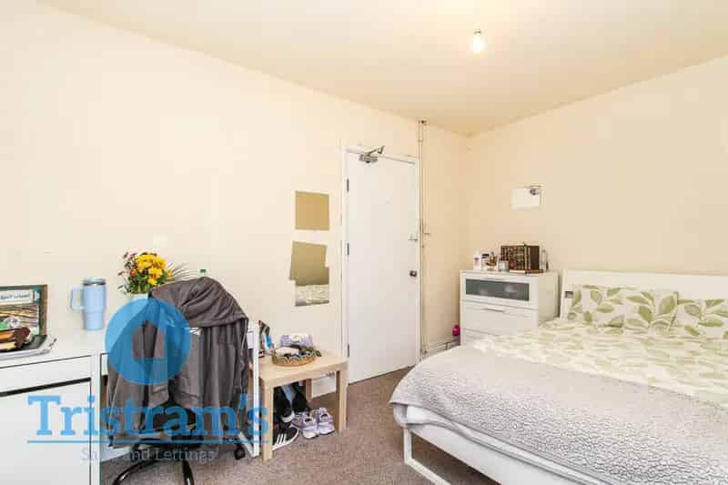 4 Bedroom Student House Share