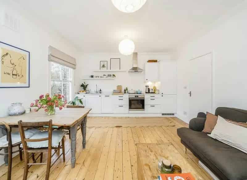 Two Double Bedroom Victorian Flat Tufnell Park Share of Freehold