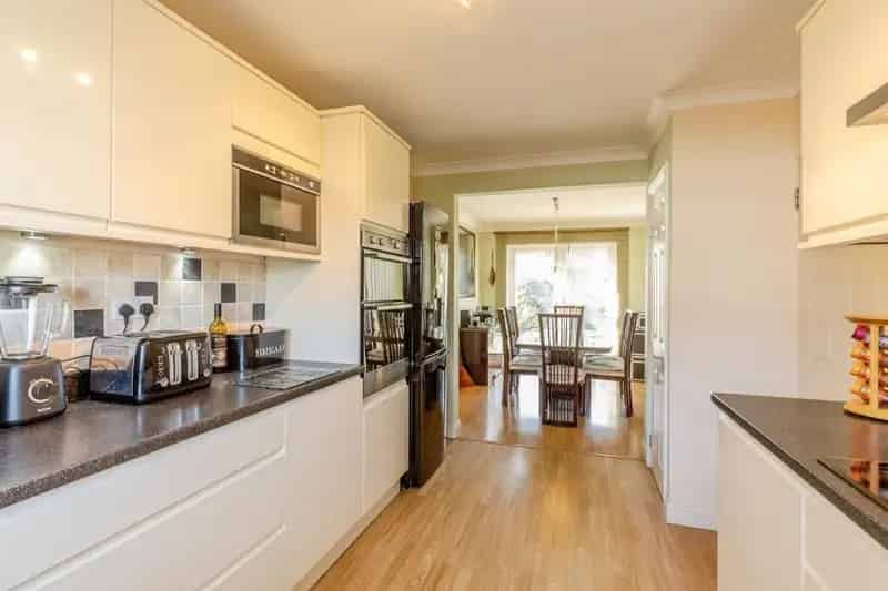 4 Bedroom Detached House for Sale Sunny Cul De Sac Stunning Views