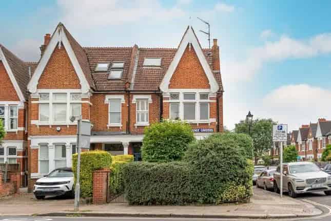 5 Bedroom Edwardian House for Sale