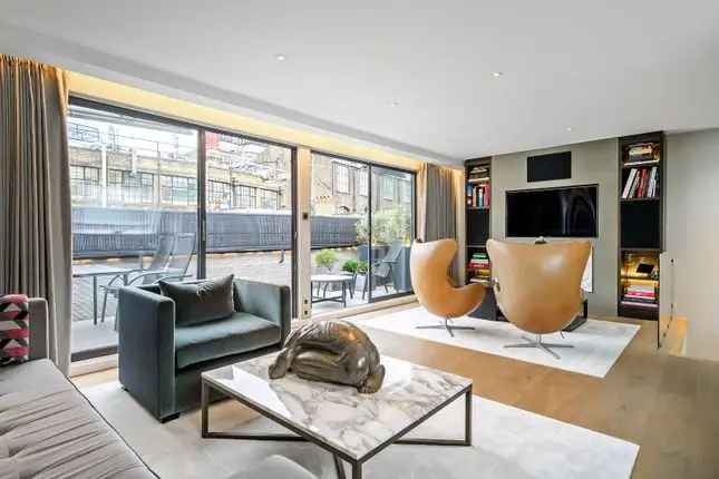 Mews house for sale in Princes Gate Mews, Knightsbridge SW7