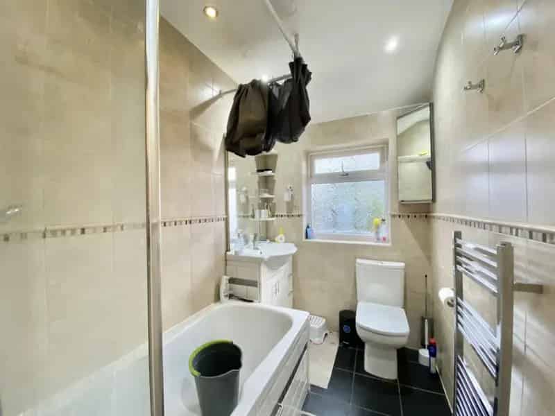 3 Bedroom House For Sale North Hayes