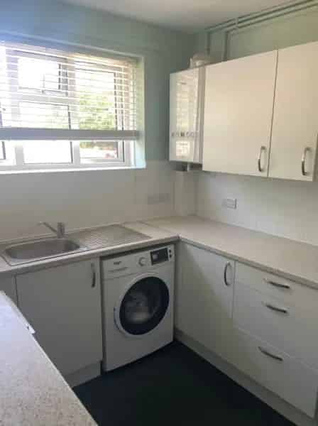 New Kitchen Wet Room Good Sized Garden