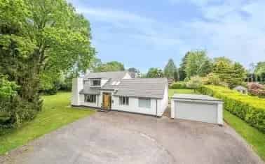 4 Bedroom Detached House in West Hill East Devon
