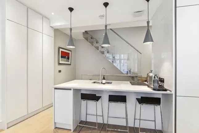 Mews House for Sale in Cornwall Mews South South Kensington