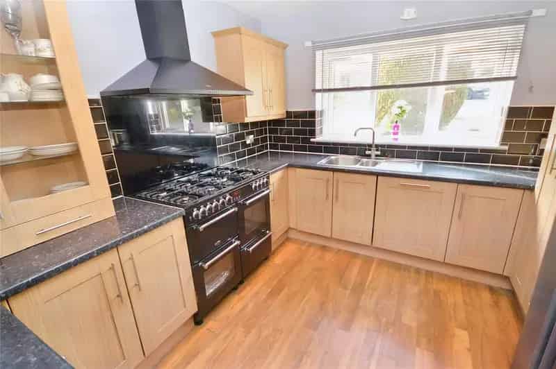 Three Bed Terrace House in Adel, Leeds