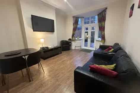 100m² Double Room Birmingham All Bills Included Ensuite Parking